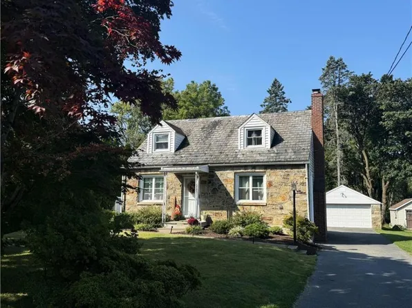 3045 Center St, Bethlehem, PA 18017