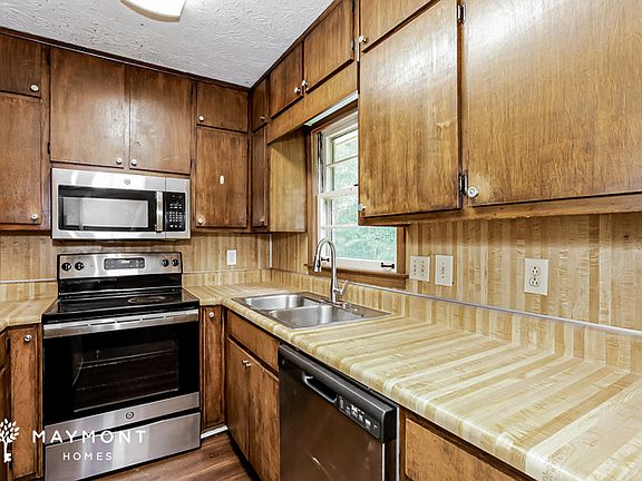 5th image of 4590 Ridgeview Dr