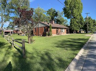 606 N Hena St, Greenville, IL