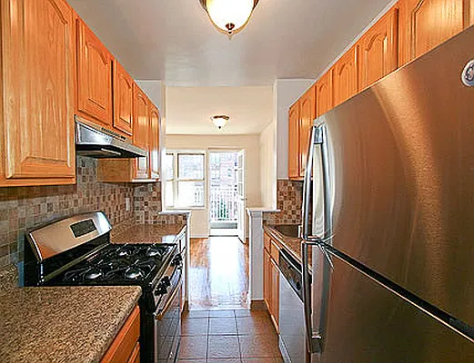 Rented by SW Queens Mezzanine | media 5