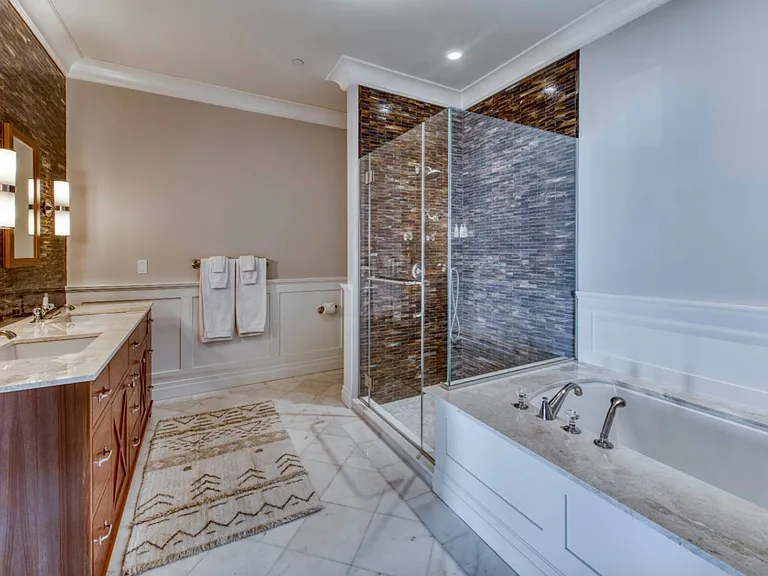 272 Old Montauk Hwy #9 — Photo 8