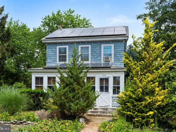 122 Division St, West Creek, NJ 08092