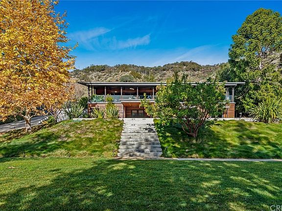 2nd image of 26049 Mulholland Hwy