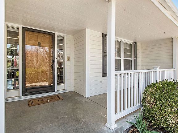3rd image of 5088 S 174th St