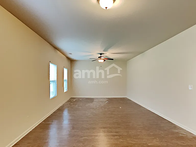 815 Castilla Way — Photo 5