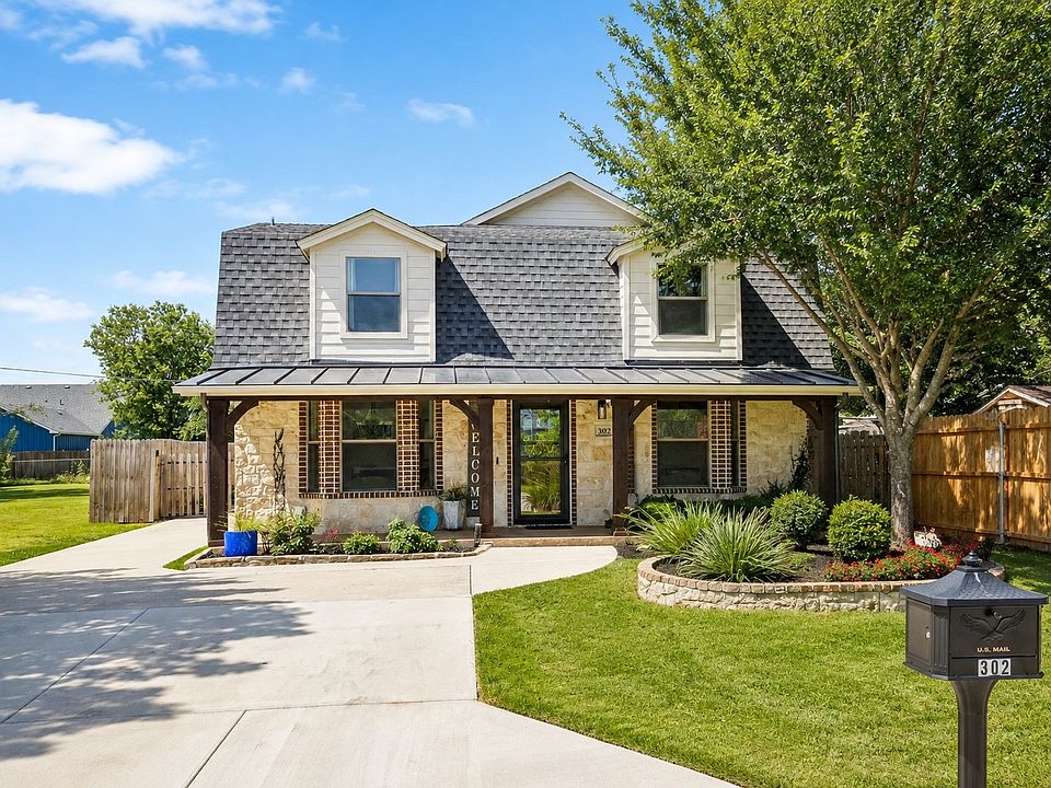 1st image of 302 Denton Dr