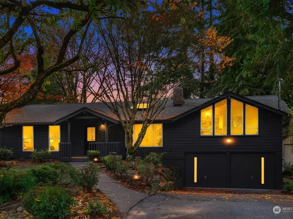 9529 167th Avenue NE, Redmond, WA 98052