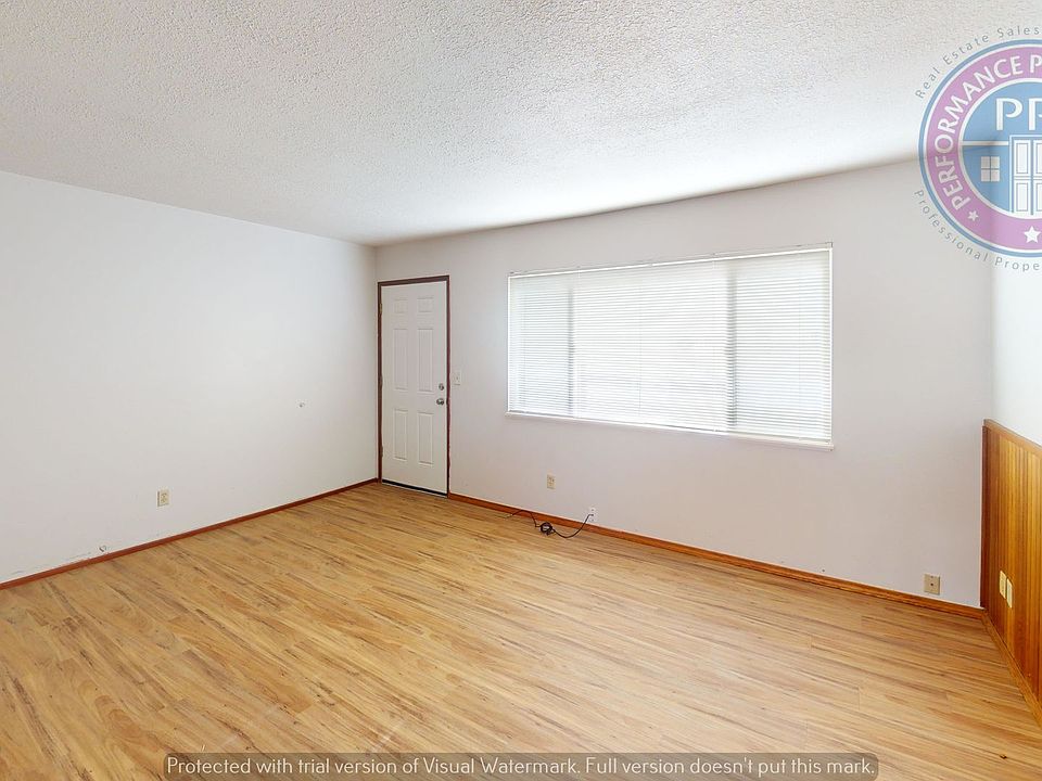 1st image of 3412-3422 SE 58th Ave #3412