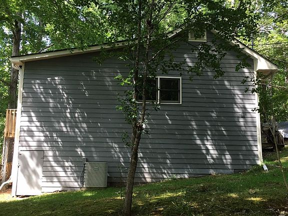 5th image of 106 Sunset Dr