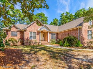 25 Forest Hills Ct, Sanford, NC 27332