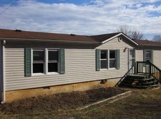 3489 Randall Dr, Roanoke, VA 24014