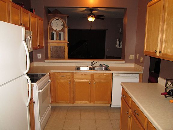 4th image of 6265 Commonwealth Dr