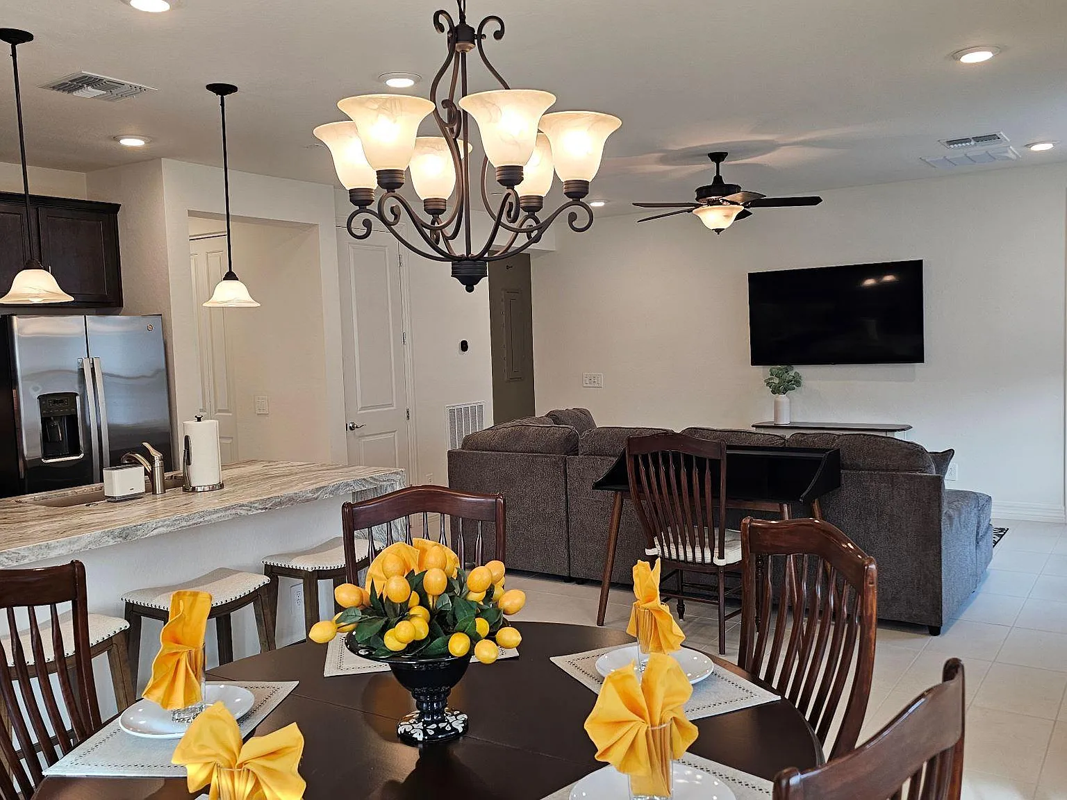 11300 N Casa Dega Dr — Photo 2