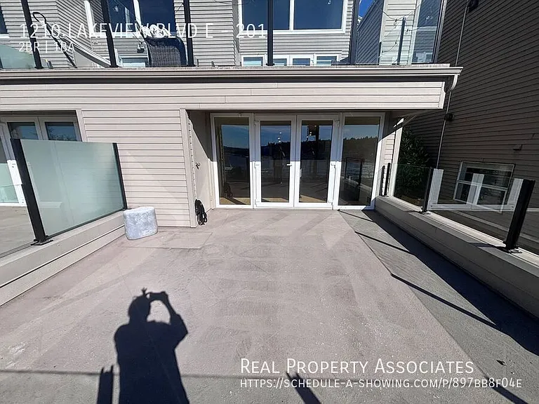 1210 Lakeview Blvd E #201 — Photo 3