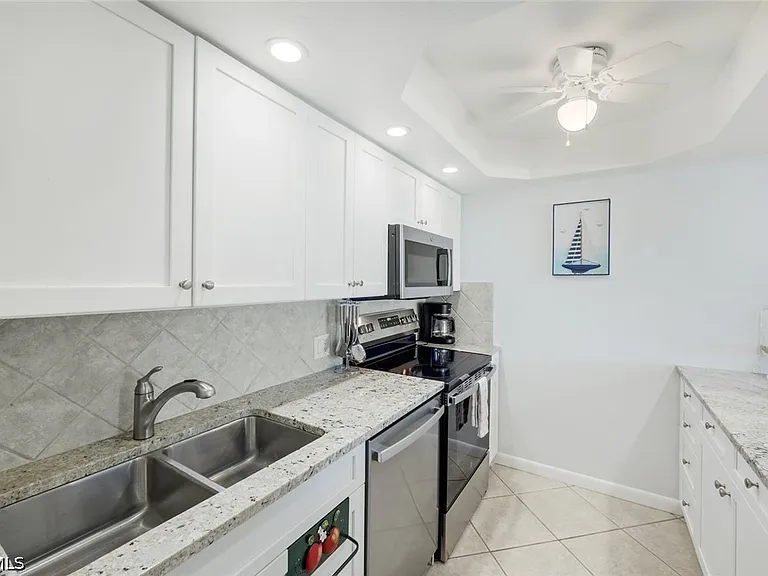 25840 Hickory Blvd #B102 — Photo 12