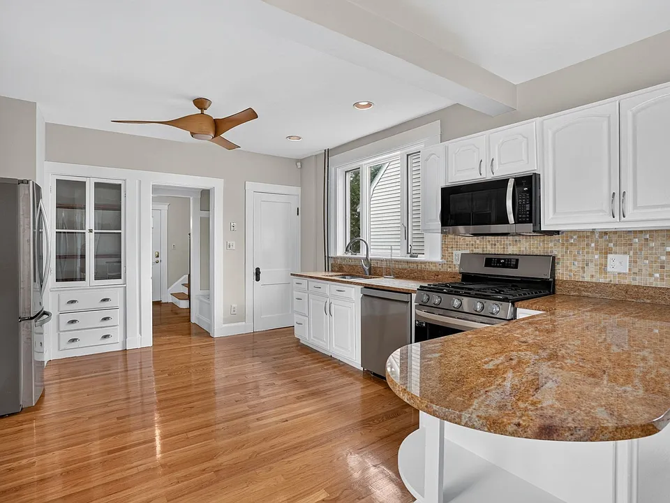 125 Wilmington Ave
