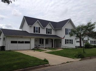 327 E Monroe St, Tomah, WI 54660