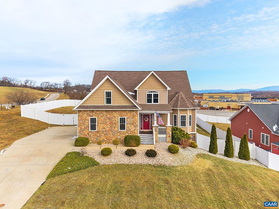 1st image of 89 Hull Hills Ln