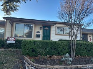 13747 Brookgreen Cir, Dallas, TX 75240