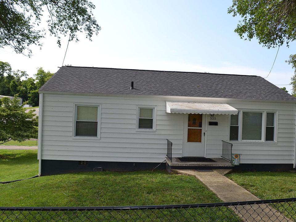 1st image of 525 Courtney Ave NE