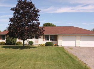 3563 Fowlerville Rd, Caledonia, NY 14423