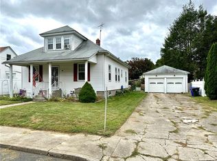 146 Andrews Ave, West Warwick, RI 02893