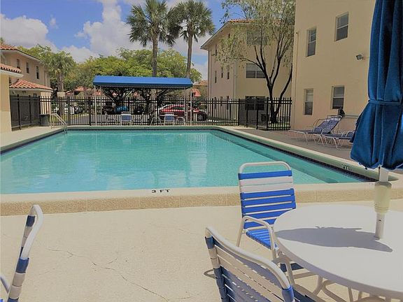 3rd image of 3207 NW 103rd Ter #104-C