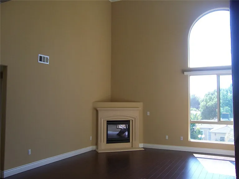 6825 Baird Ave #109 — Photo 5