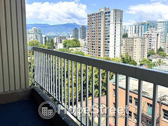 2nd image of 1075 Comox St #1406
