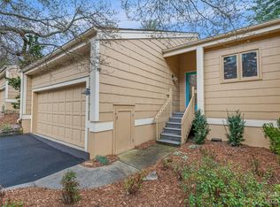 111 Beaver Ridge Rd, Asheville, NC 28804