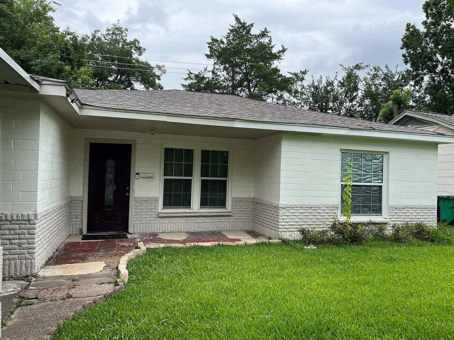 2 bed, 746 sqft, $1,350 — Photo 3