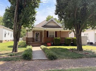 713 W 1st St, Pittsburg, KS 66762