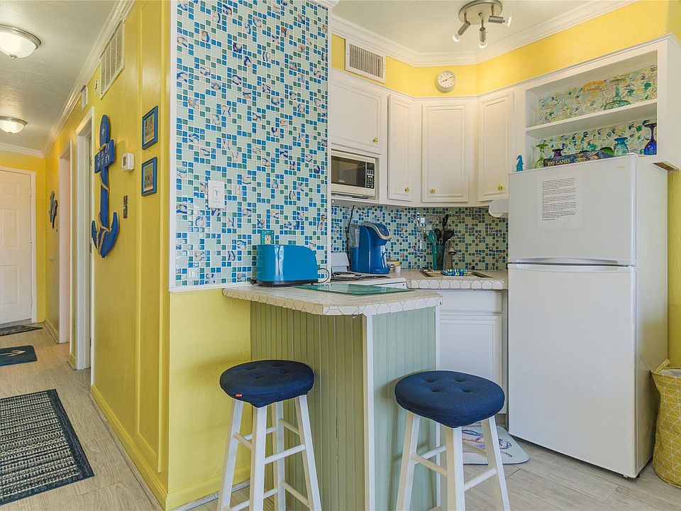 1st image of 6102 Seawall Blvd #307