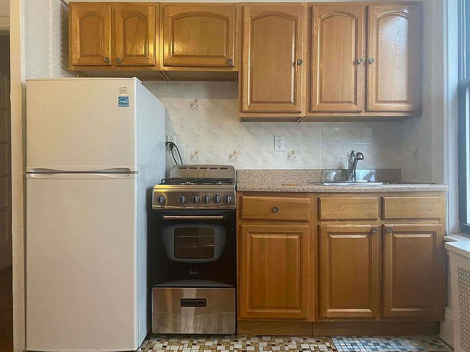 1st image of 31-21 35th St #1F