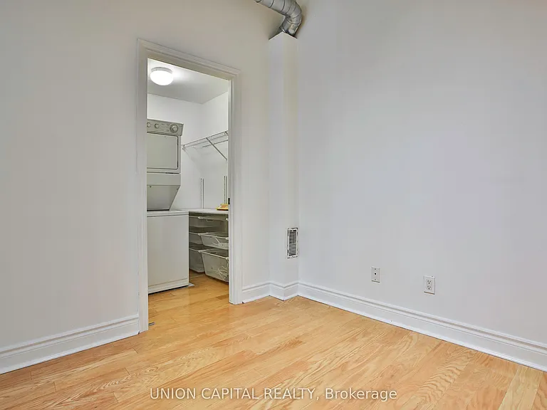 71 McCaul St #143 — Photo 16