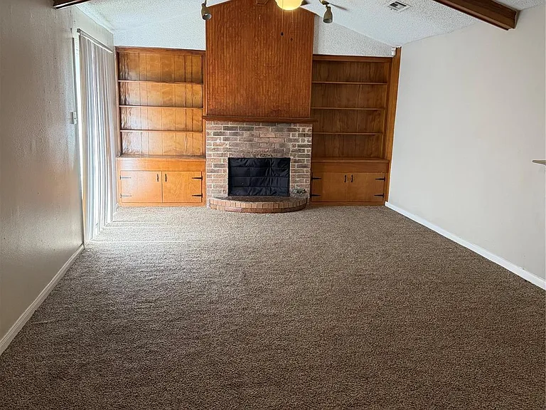3203 Cliffdale St — Photo 12