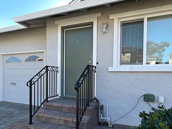 2nd image of 10070 Craft Dr APT 1