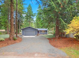 3922 NW Rainbow Ct, Bremerton, WA 98312