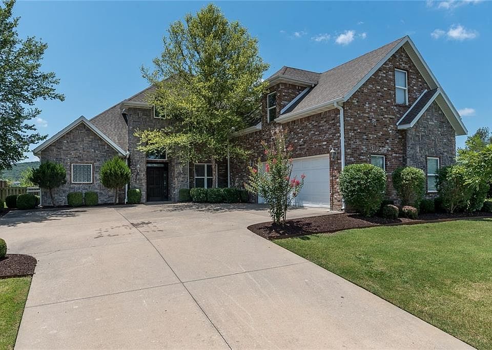 1st image of 4085 E Eastpoint Dr