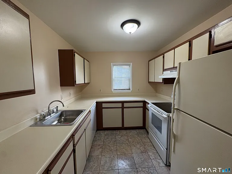 37 Greenwich Ave #2-1 — Photo 7