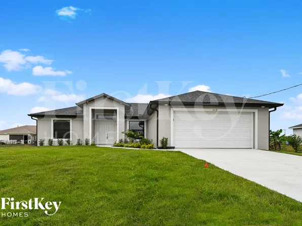 1019 Chapel Ave, Lehigh Acres, FL 33971