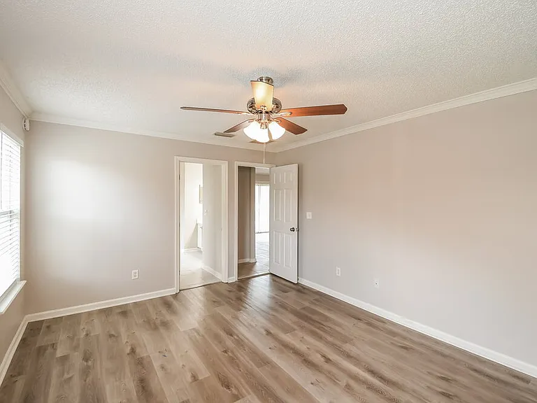 1111 Calla Glen Ln — Photo 9