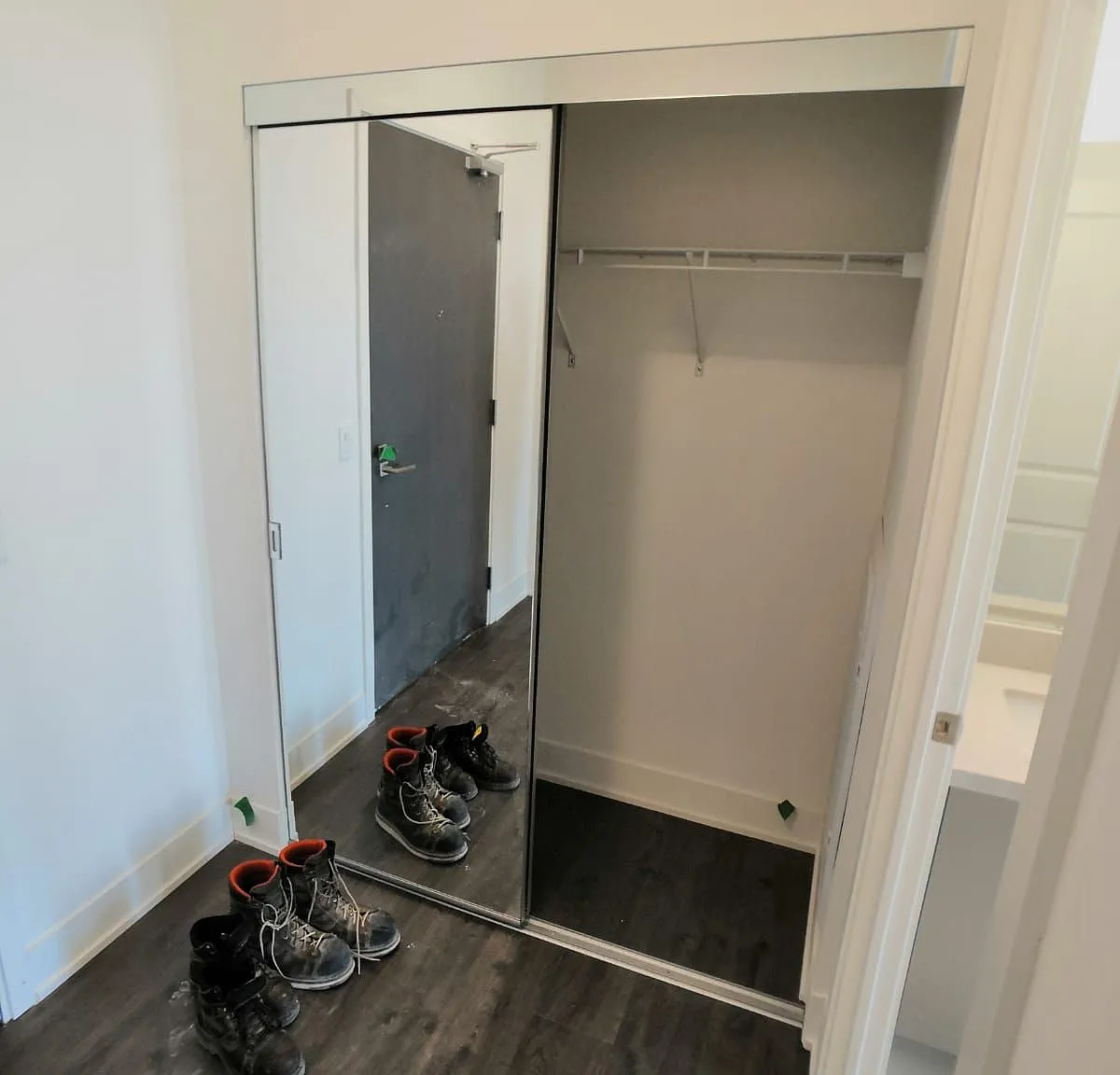 3 bed, $2,700 — Photo 3