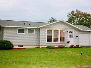 205 Dorothy St, Minoa, NY 13116