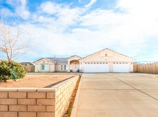 58011 Hidden Gold Dr, Yucca Valley, CA 92284