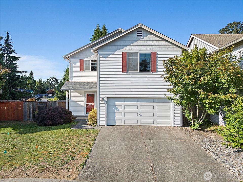 1st image of 1413 177th Street E