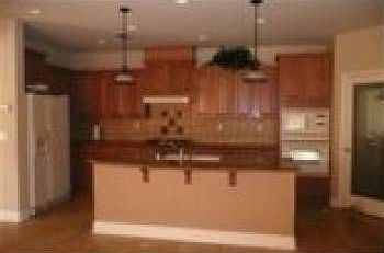 2nd image of 1512 Barnwood Ln