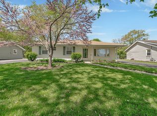 425 Burke Dr, Joliet, IL