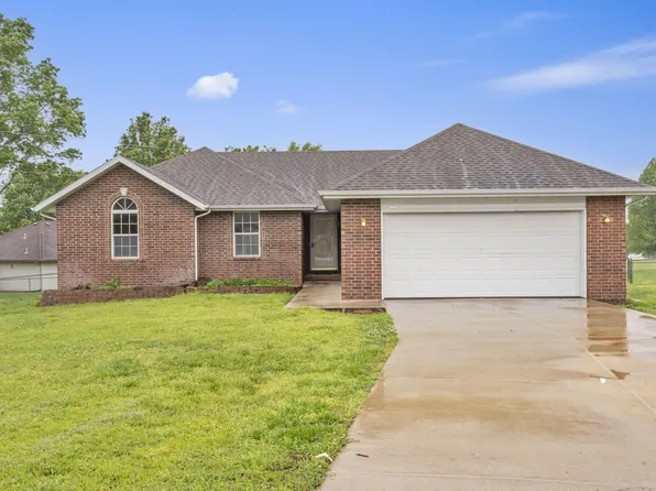 110 Fonda Lane, Willard, MO 65781