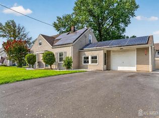 58 Hillcrest Ave, Edison, NJ 08817